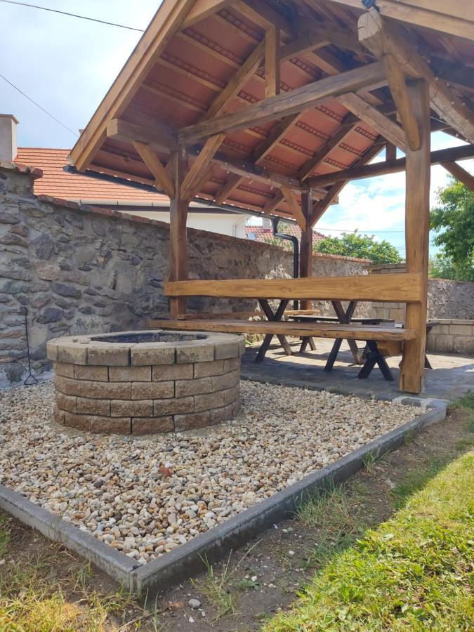 BoldogKőHáz Boldogkováralja Exterior foto